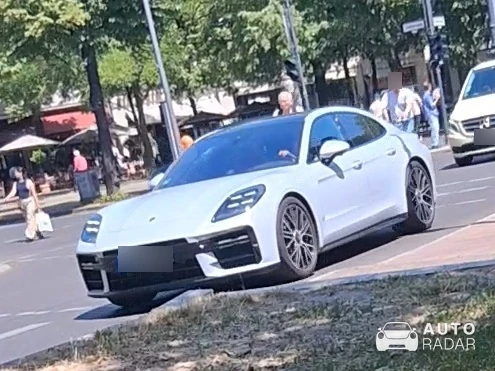 Porsche Panamera GTS spotted in Berlin
