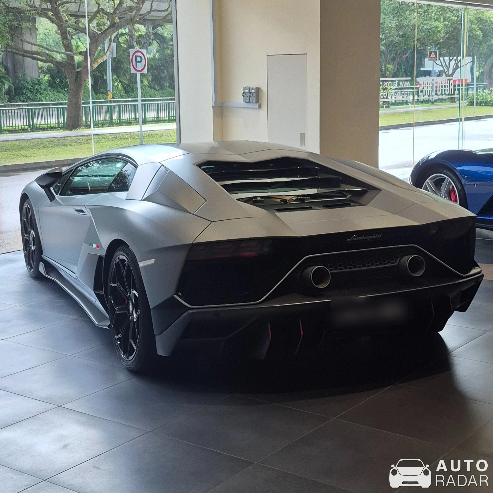 Lamborghini Aventador LP780-4 Ultimae spotted in Singapore