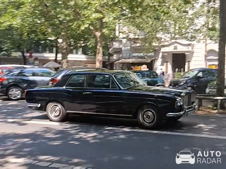 Rolls-Royce Silver Shadow spotted in Berlin