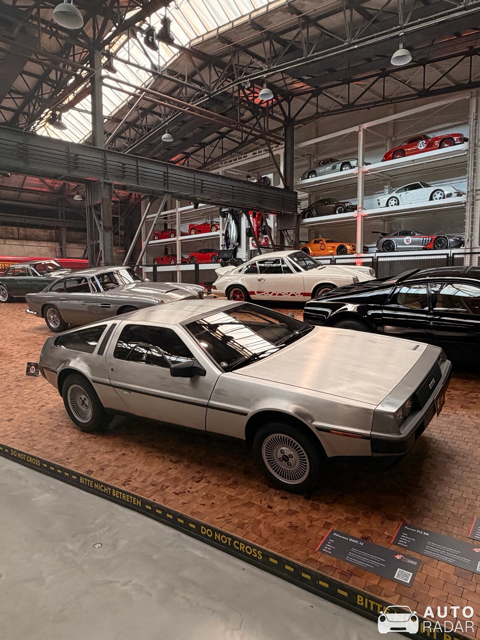DeLorean DMC-12 spotted in Dietzhölztal