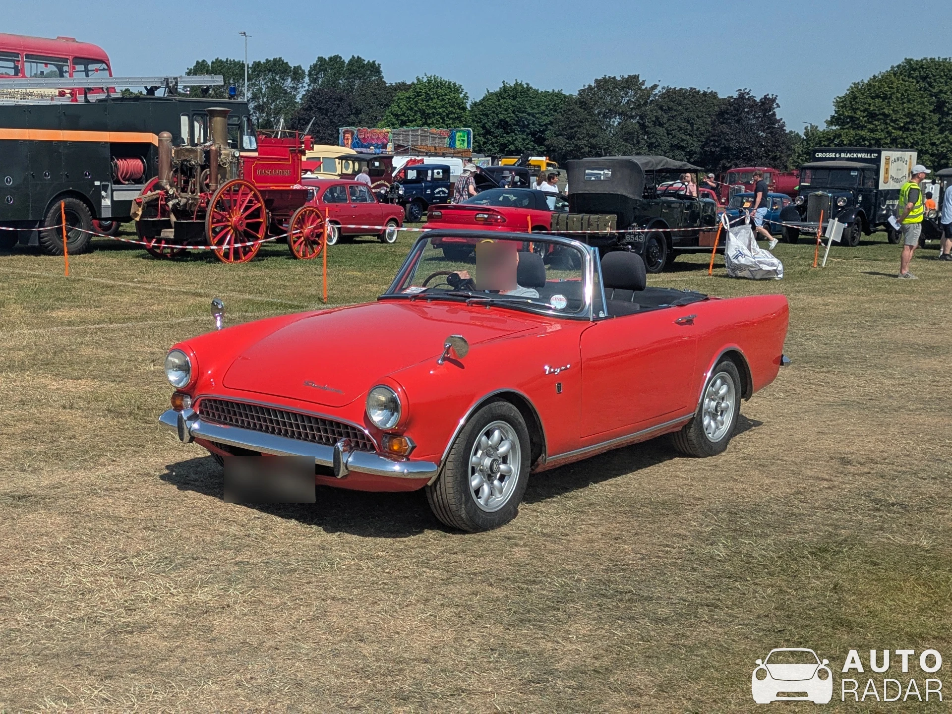 Sunbeam Tiger spotted in Enfield