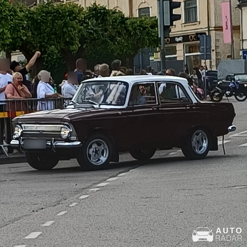Moskvitch 412 spotted in Saldus