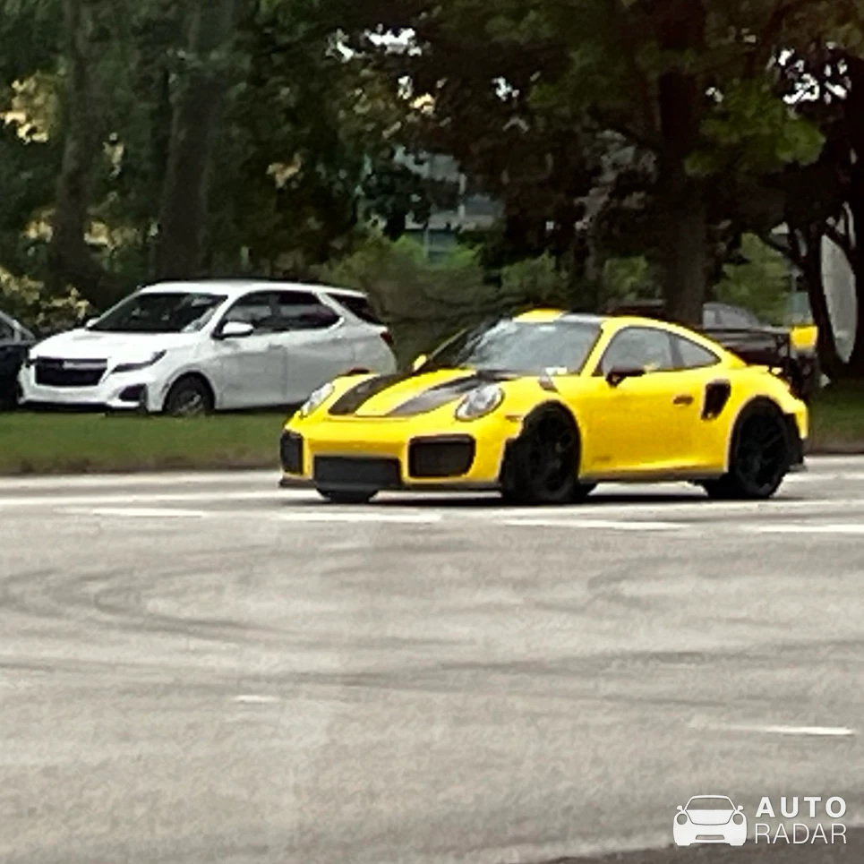 Porsche 991 GT2 RS spotted in Philadelphia