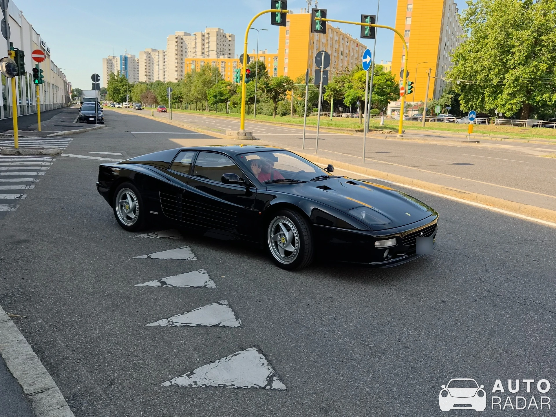 Ferrari 512M spotted in Milano