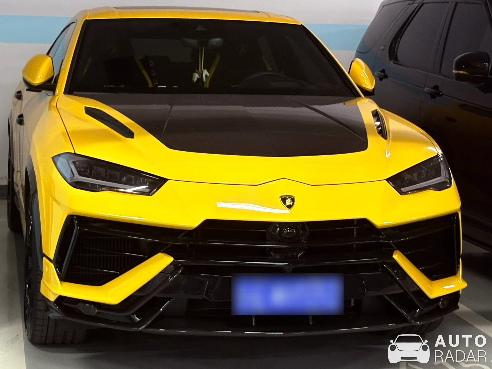 Lamborghini Urus Performante spotted in Beijing