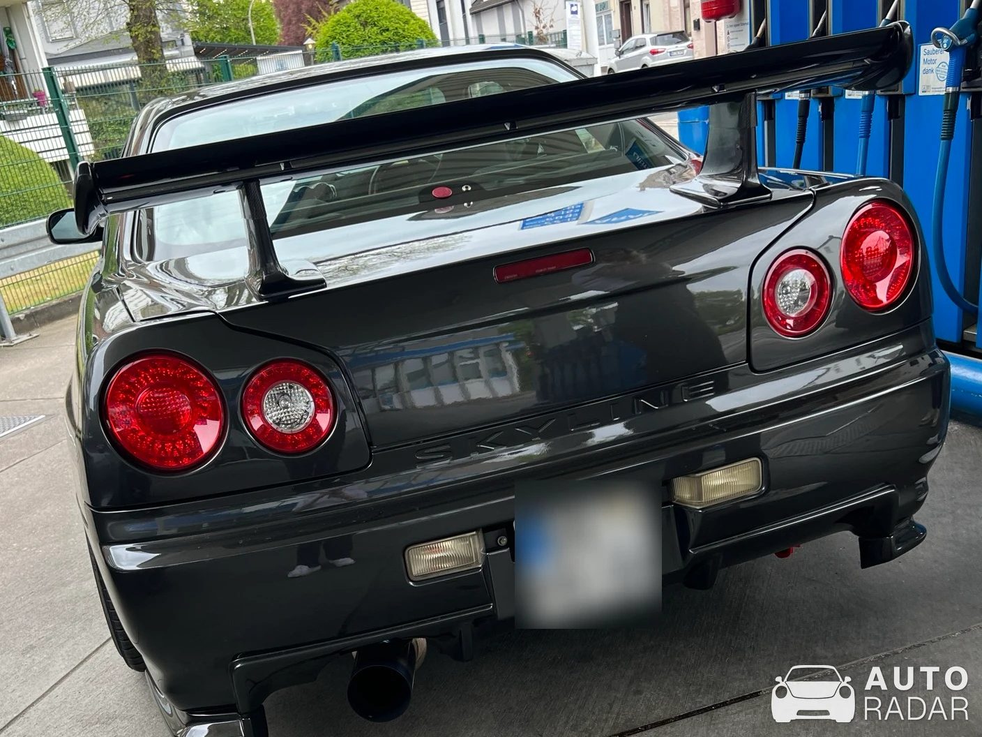 Nissan Skyline R34 GT-R spotted in Mönchengladbach