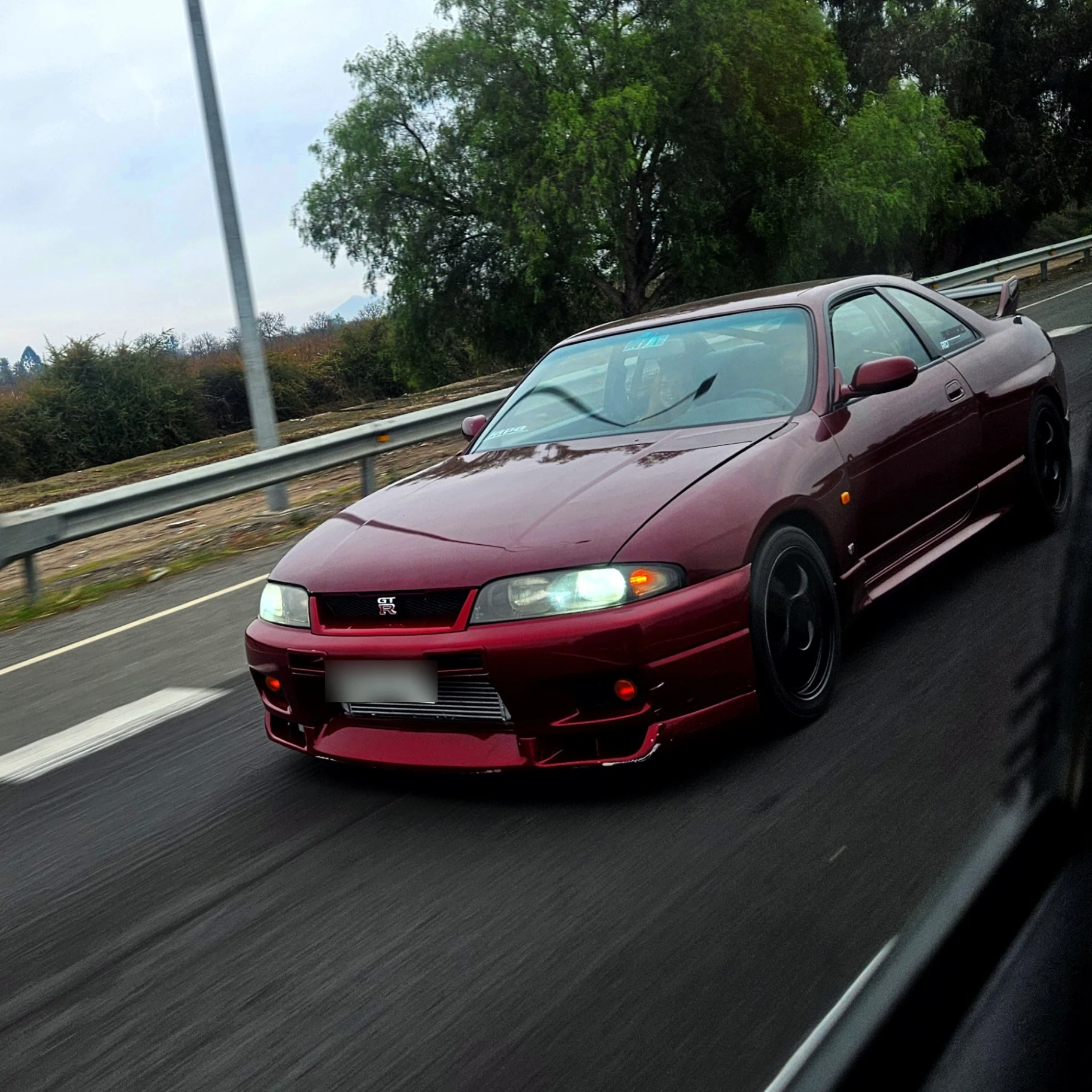 Nissan Skyline R33 GT-R spotted in Cachapoal, Chile