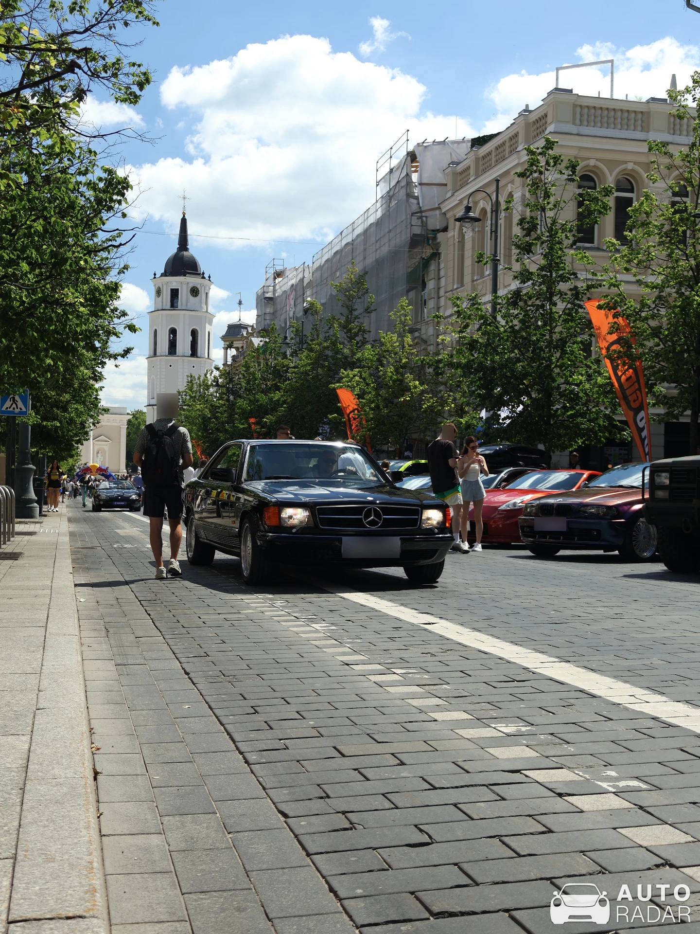 Mercedes-Benz 500 SEC W126 spotted in Vilnius