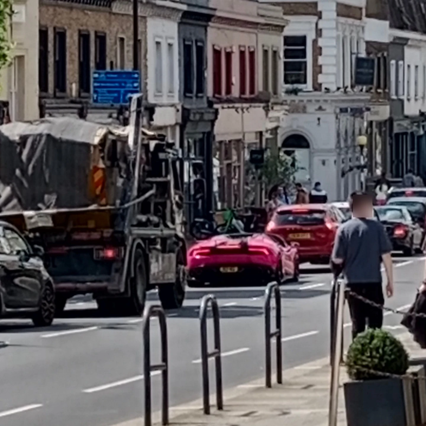 Lamborghini Huracán LP610-4 Spyder spotted in Chelsea, Velká Británie