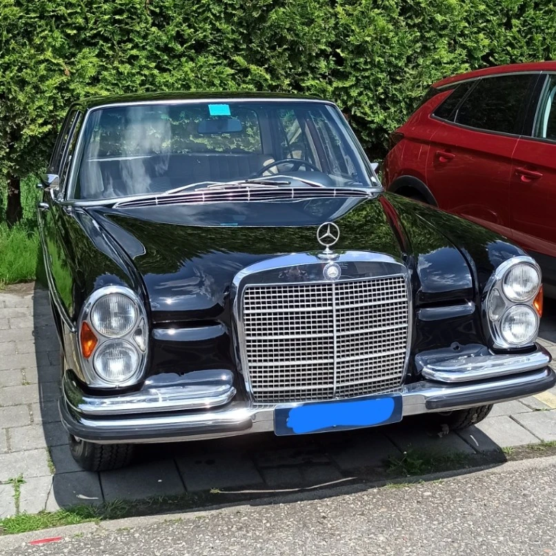 Mersedes-Benz 280 SE W108 spotted in Groningen, Нидерланды