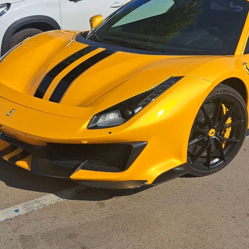 Ferrari 488 Pista spotted in Ampuriabrava, España