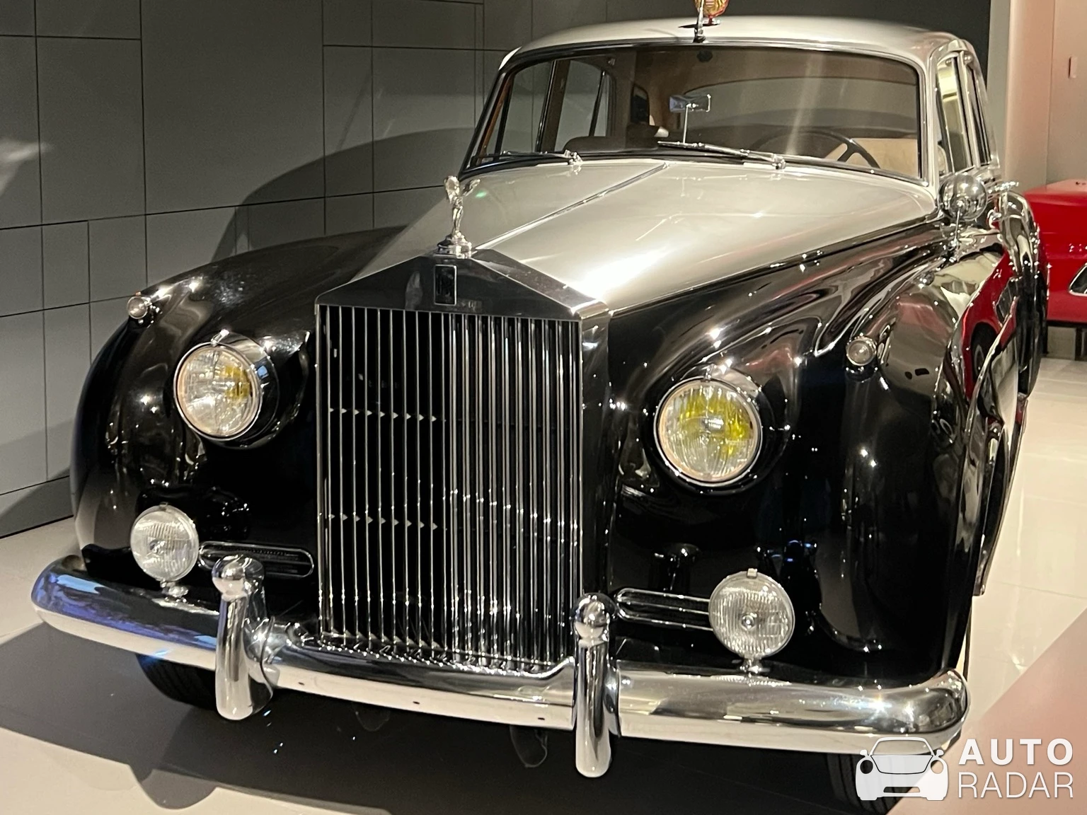 Rolls-Royce Silver Cloud spotted in Monaco