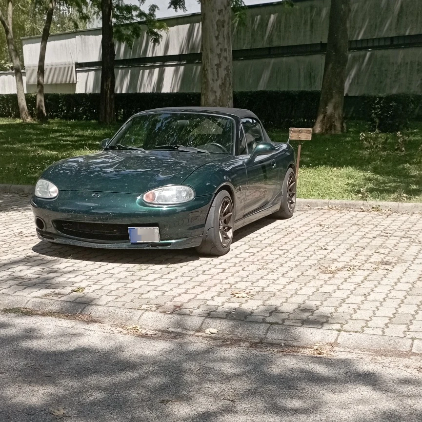 Mazda MX-5 NB spotted in Ajka, Magyarország