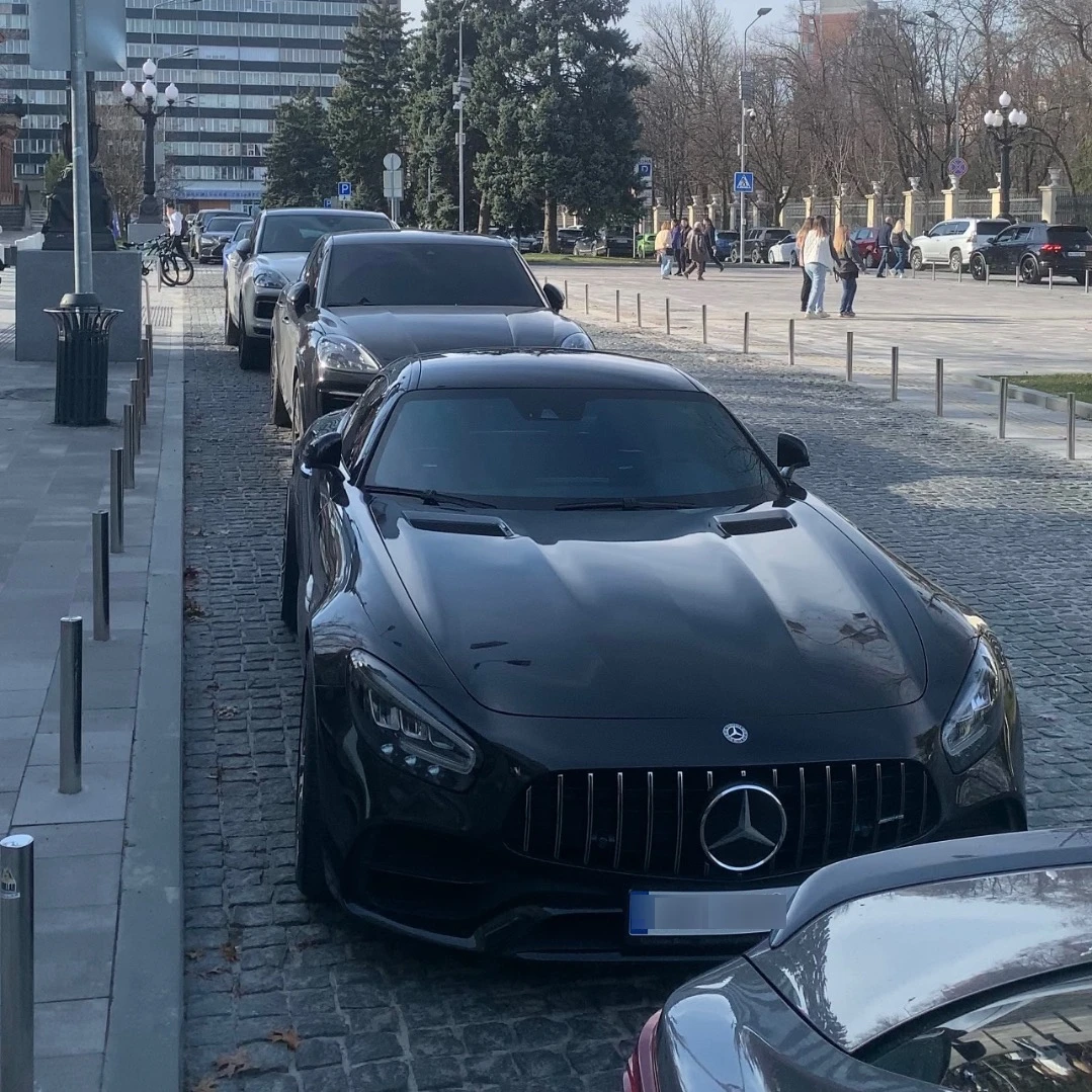 Mercedes-AMG GT S C190 spotted in Дніпро, Україна