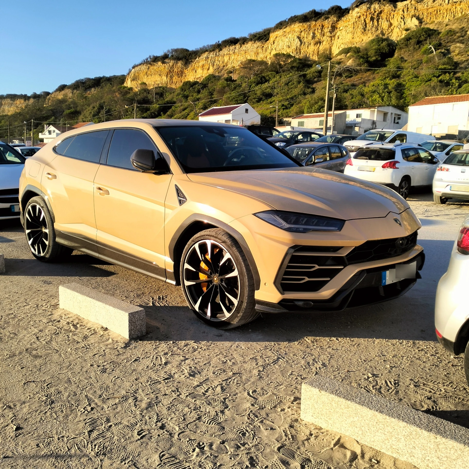 Lamborghini Urus spotted in Costa da Caparica, Portugal