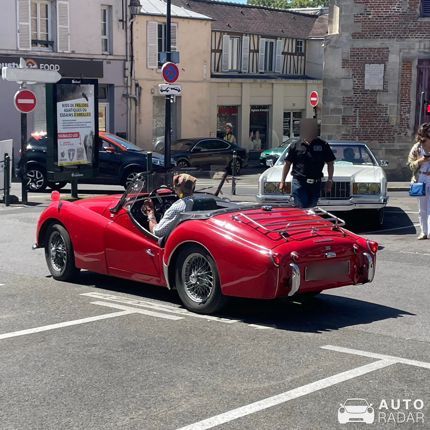 Triumph TR3 spotted in Compiègne