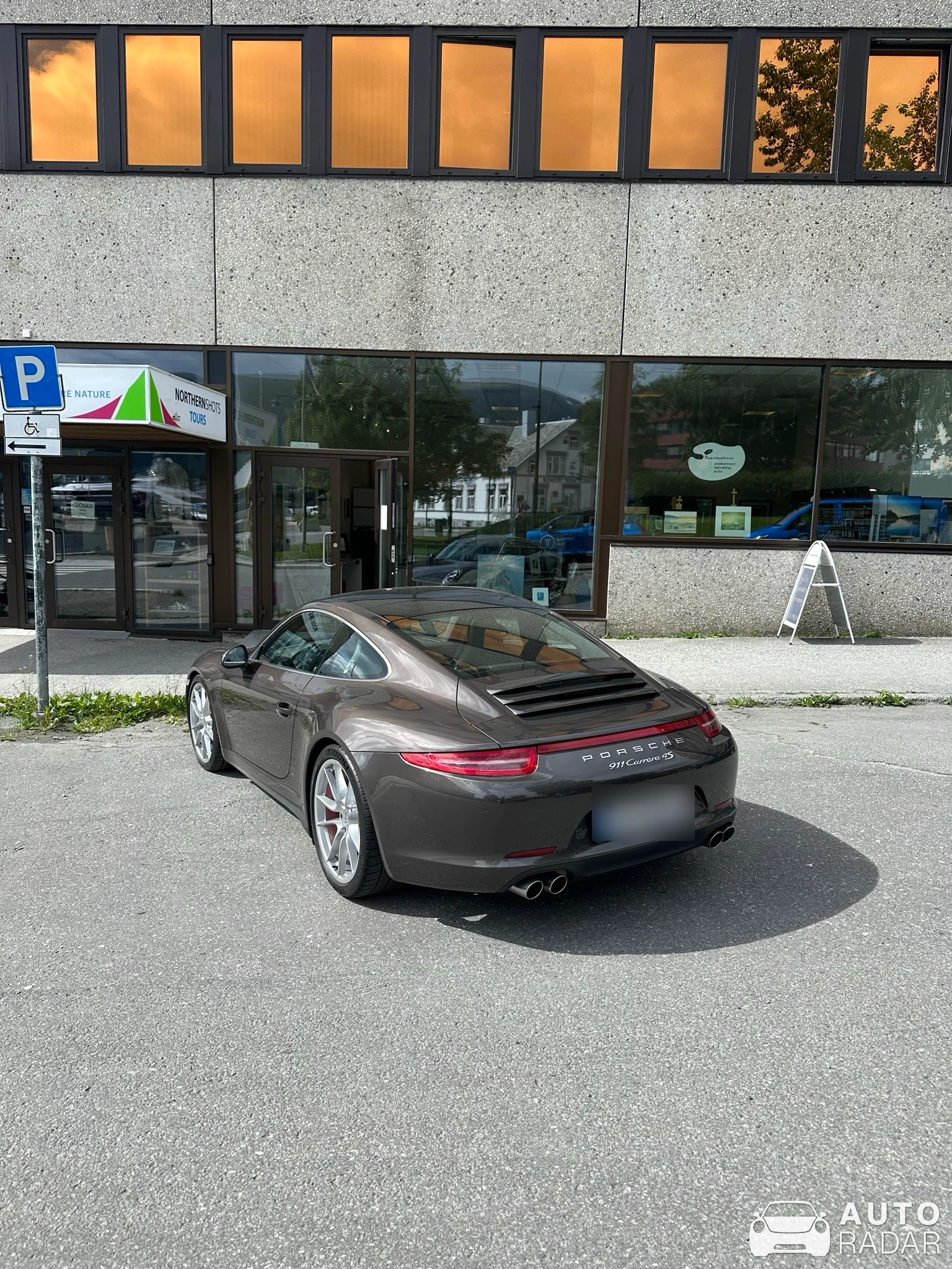 Porsche 991 Carrera 4S MkI spotted in Tromsø
