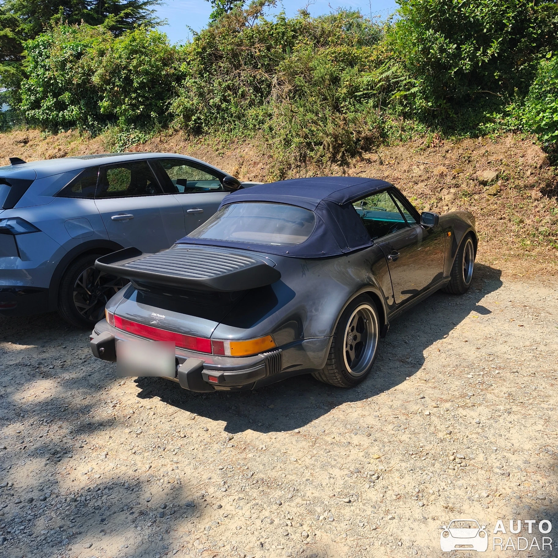 Porsche 930 spotted in Plouezoc'h