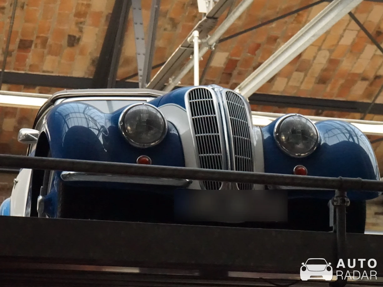 BMW 328 spotted in Berliini