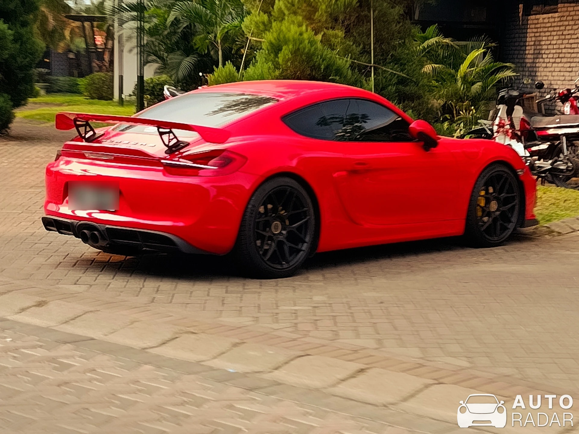 Porsche 981 Cayman GT4 spotted in Malang