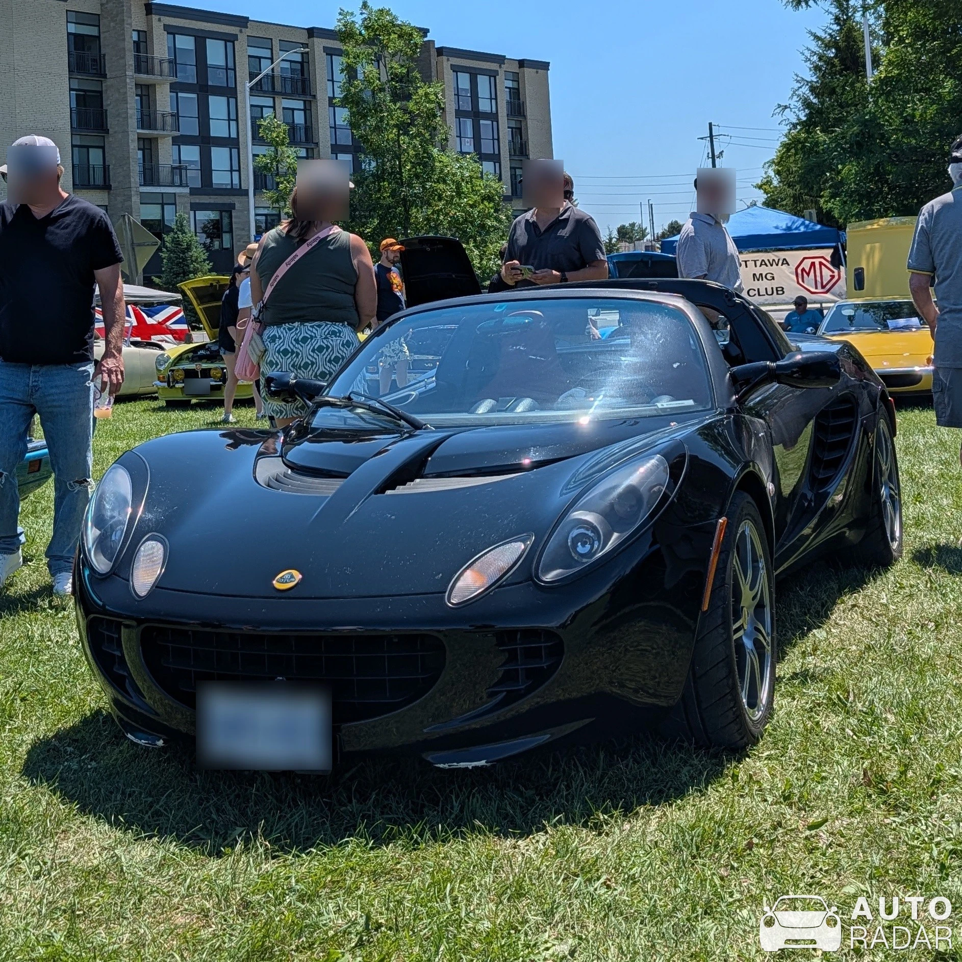 Lotus Elise S2 spotted in Nepean