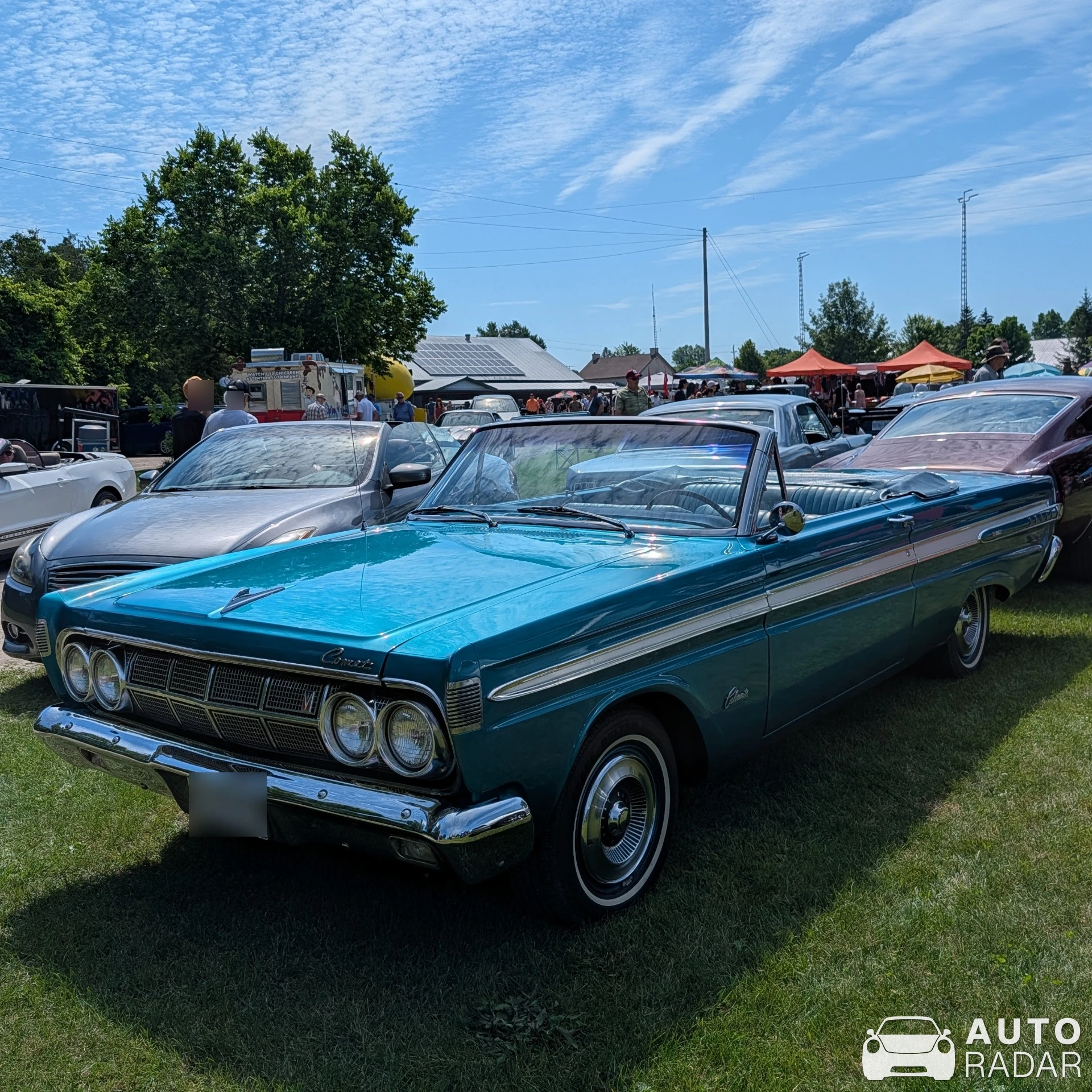 Mercury Comet spotted in Merrickville