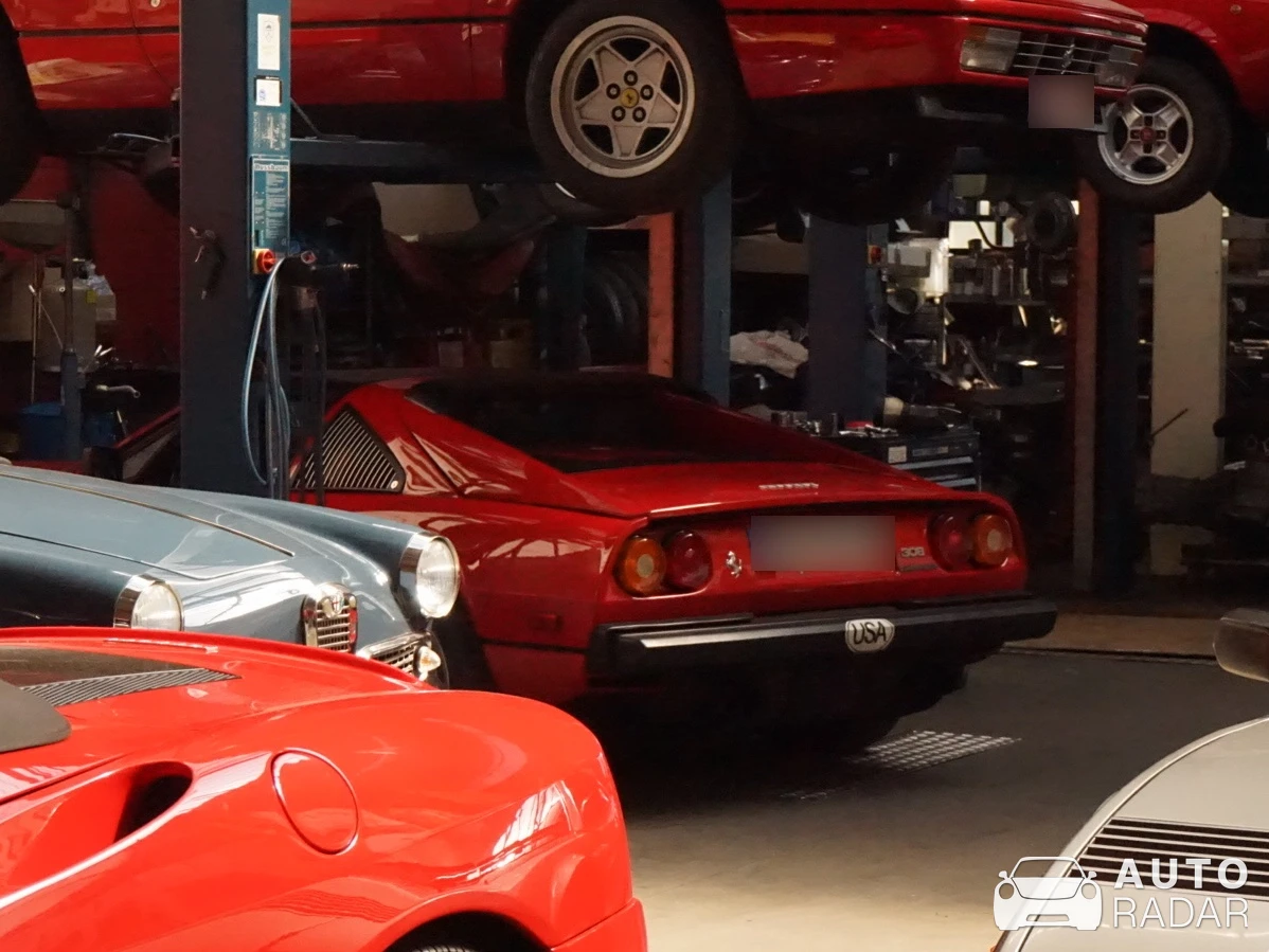 Ferrari 308 GTS spotted in Berliini