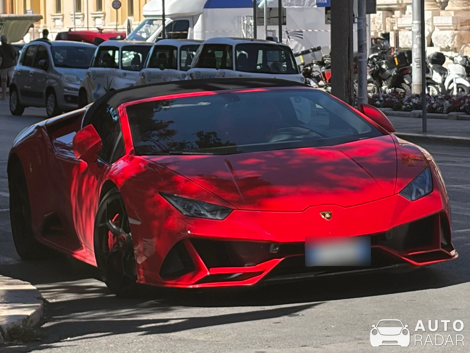 Lamborghini Huracán LP610-2 EVO RWD Spyder spotted in Bari