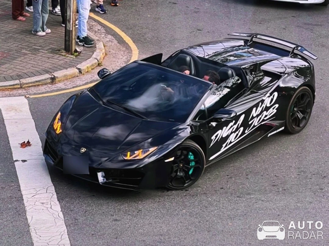 Lamborghini Huracán LP610-4 Spyder spotted in Campos do Jordão