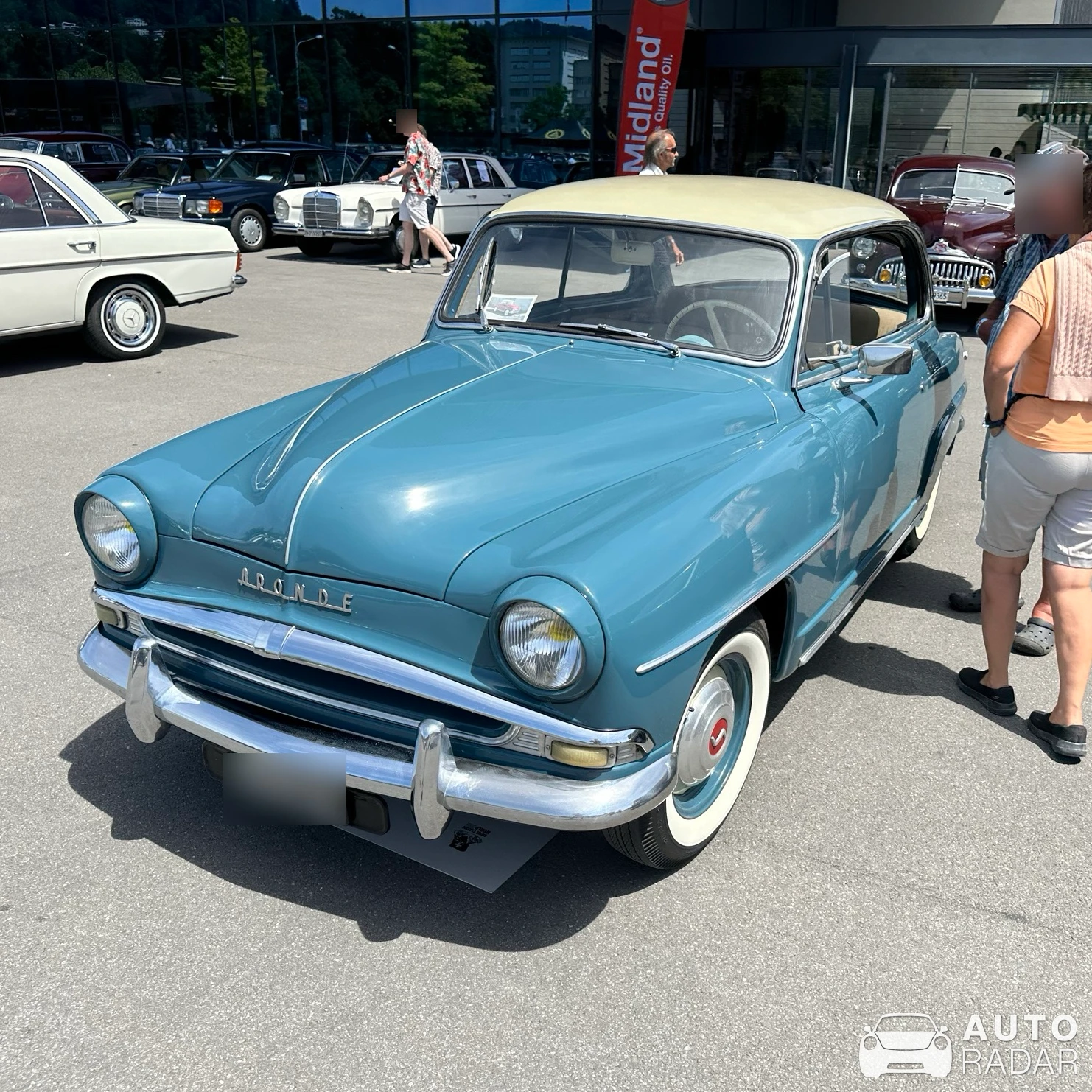 Simca 8 spotted in Luzern