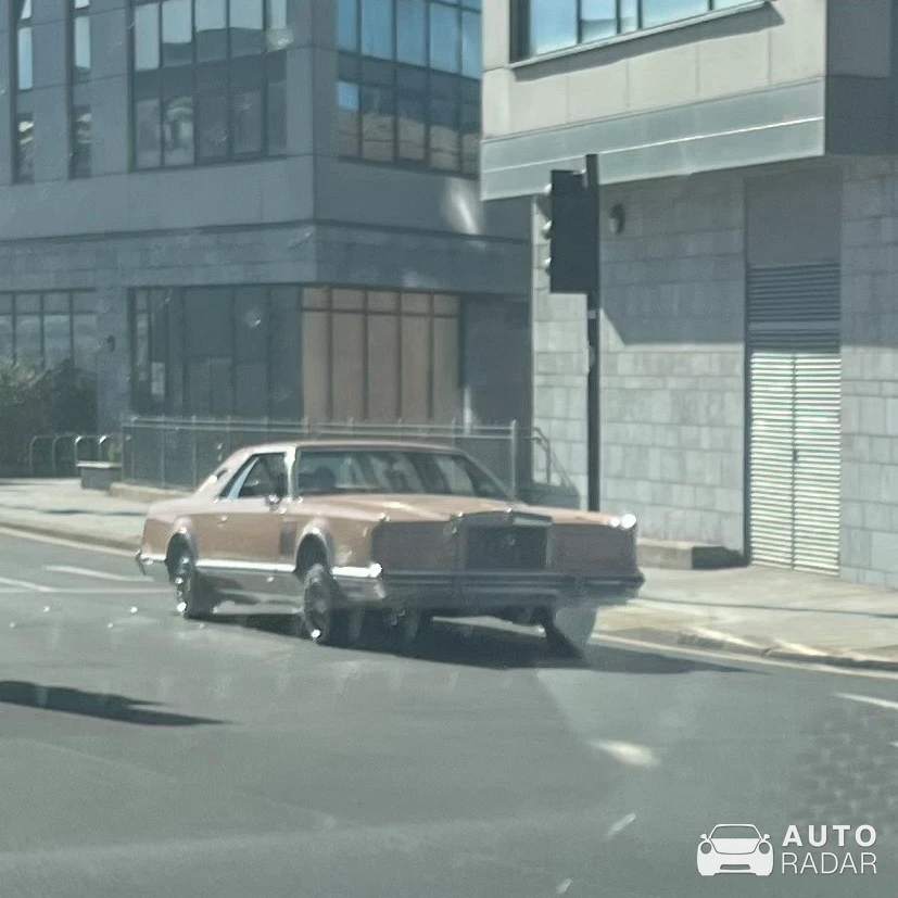 Lincoln Continental Mark V spotted in Millbrook