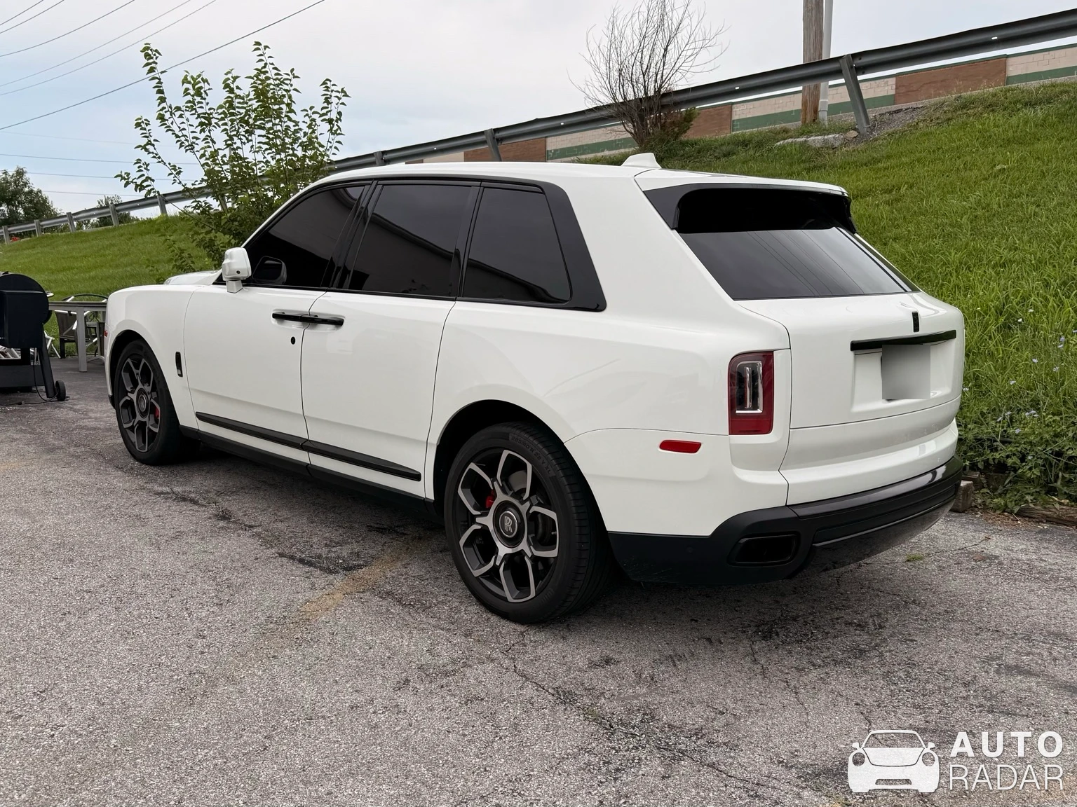 Rolls-Royce Cullinan Black Badge spotted in Creve Coeur