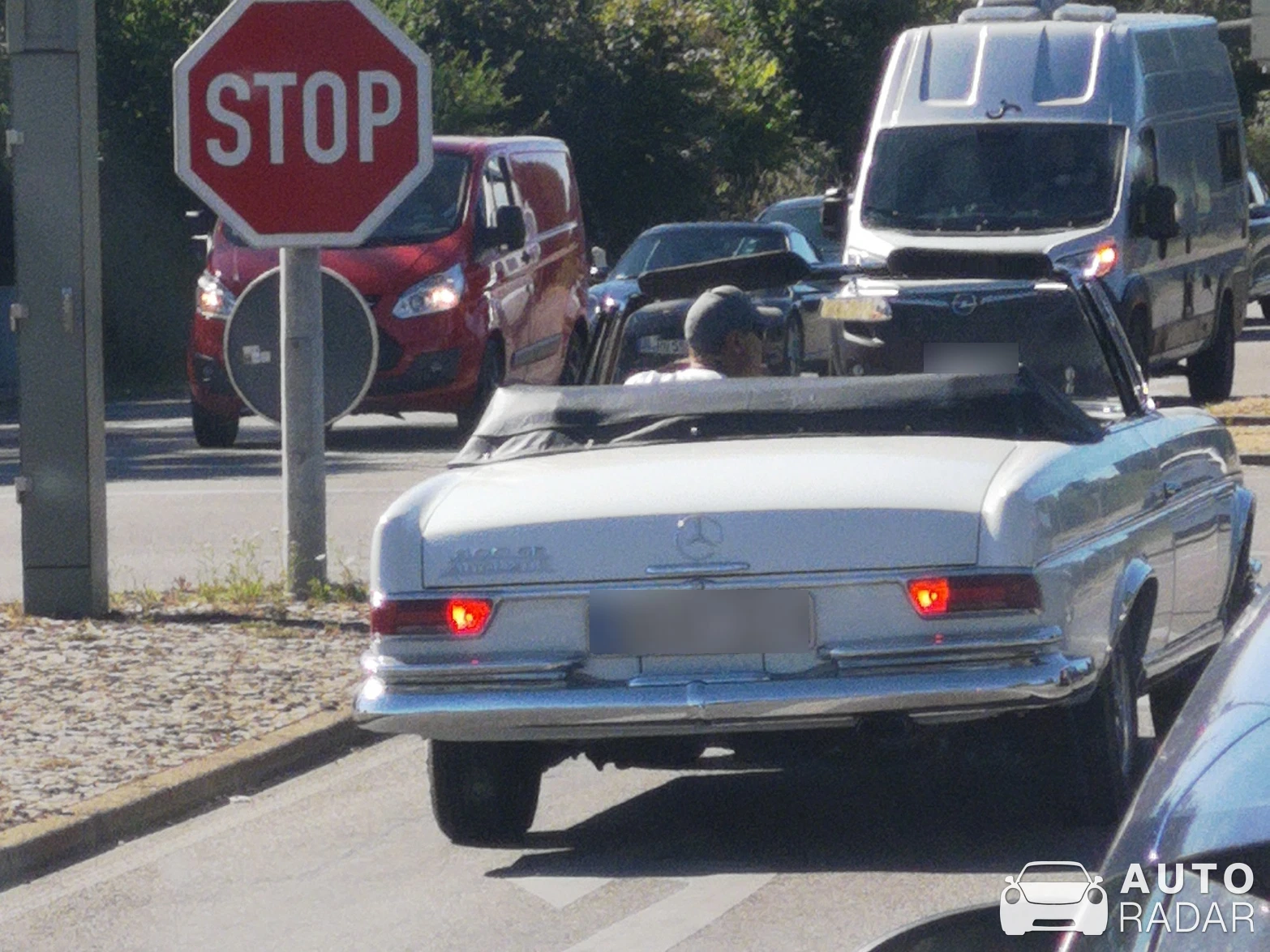 Mercedes-Benz 280 SE spotted in Fellbach