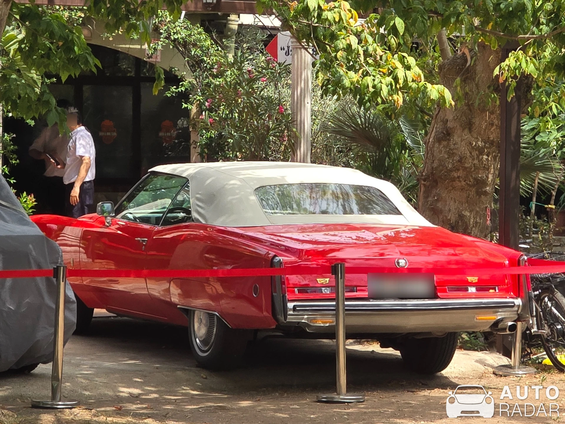 Cadillac DeVille spotted in Budva