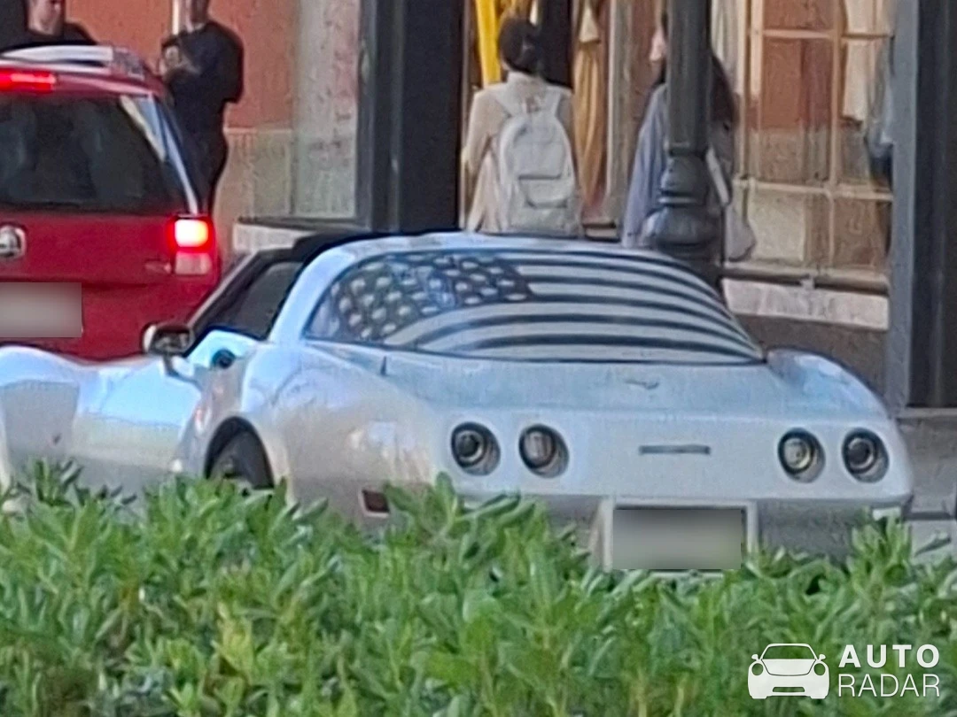 Chevrolet Corvette C3 spotted in Palma
