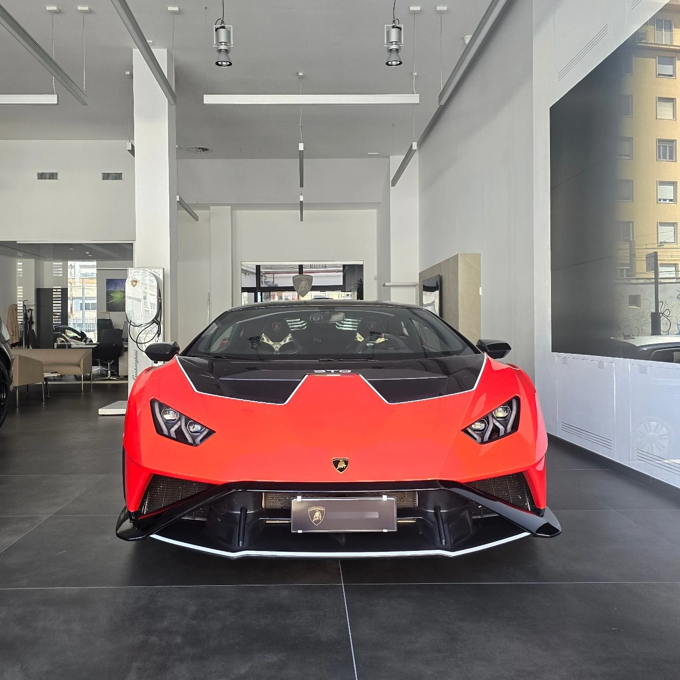 Lamborghini Huracán LP640-2 STO spotted in Bari, Italia