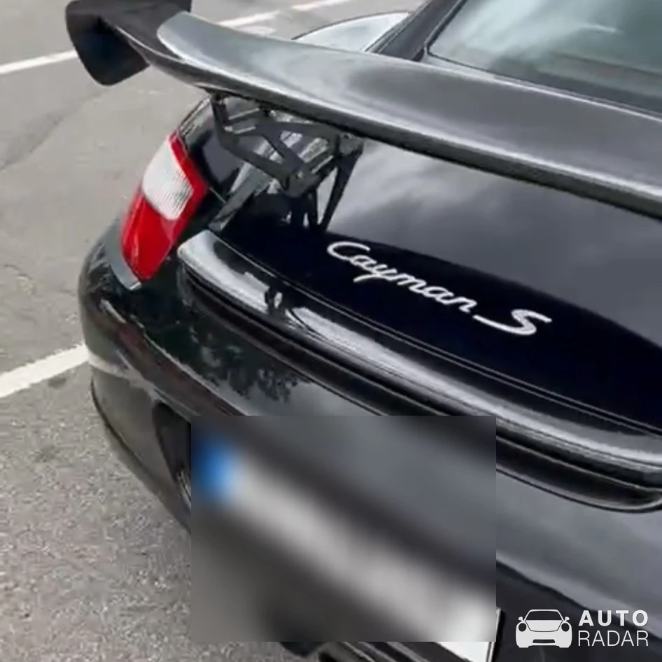 Porsche 987 Cayman S spotted in Borås