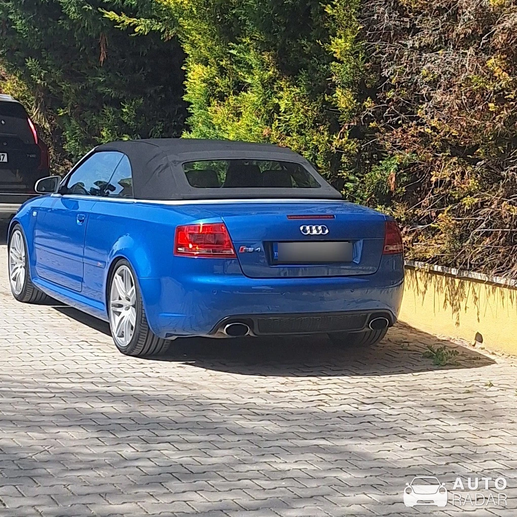 Audi RS4 Cabriolet spotted in Eskişehir, Türkiye