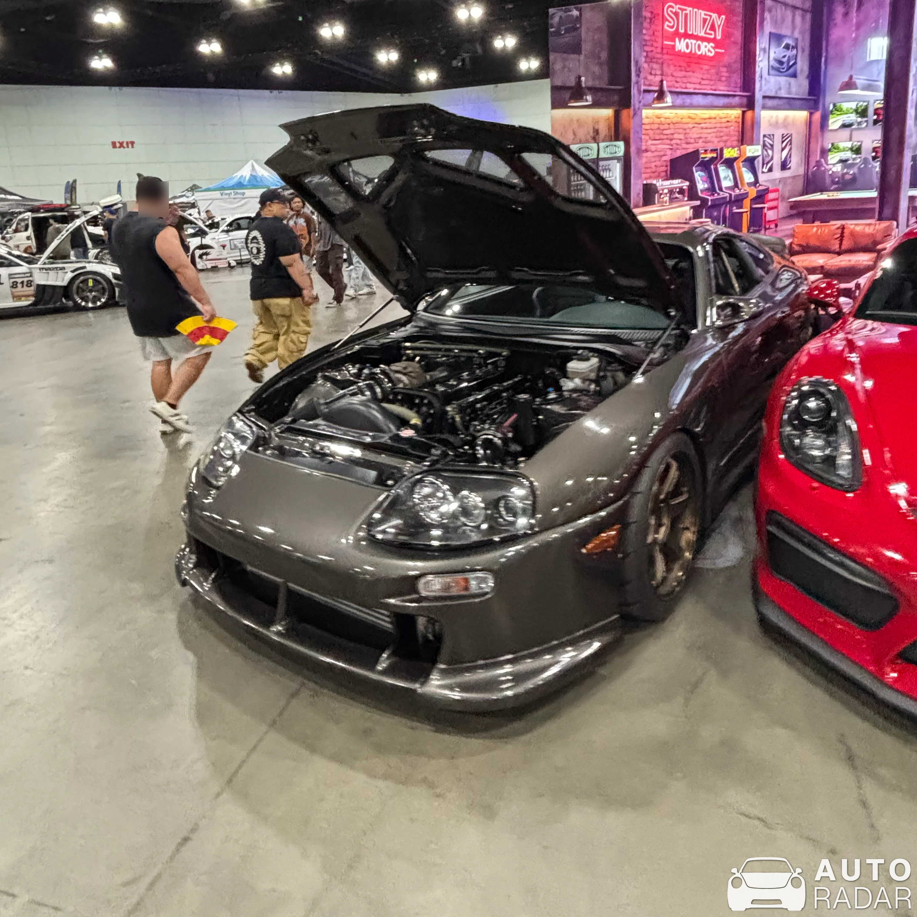 Toyota Supra A80 spotted in Los Angeles