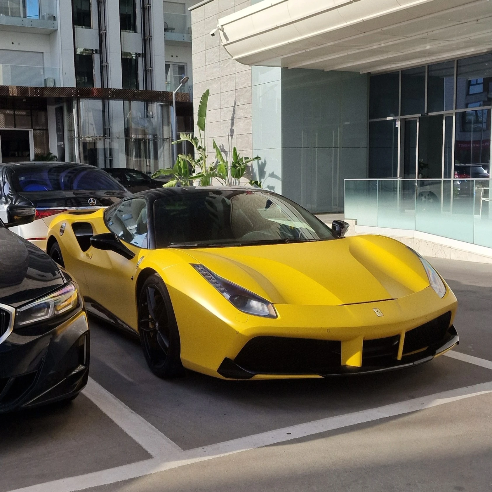 Ferrari 488 GTB spotted in Mamaia-Sat, Romania