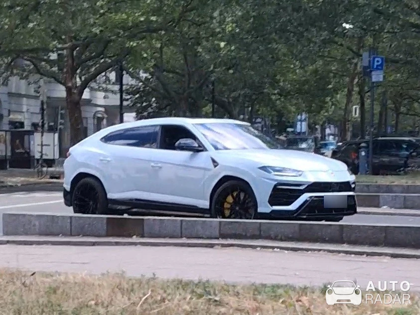 Lamborghini Urus spotted in Berlin