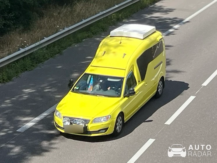 Volvo V70 spotted in Dommartin-lès-Toul