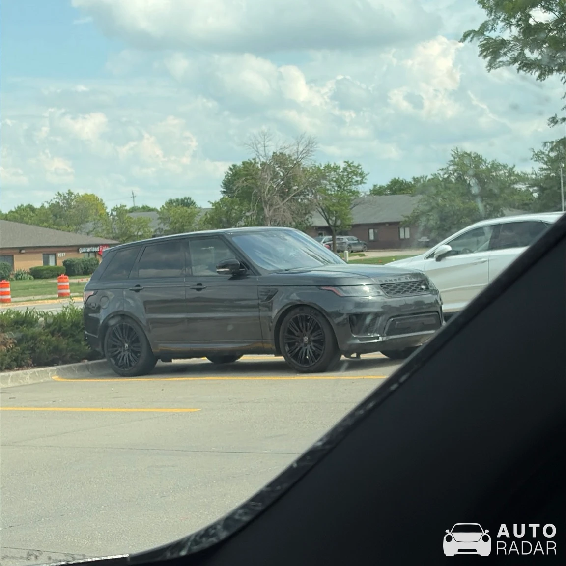Land Rover Range Rover Sport spotted in Ankeny