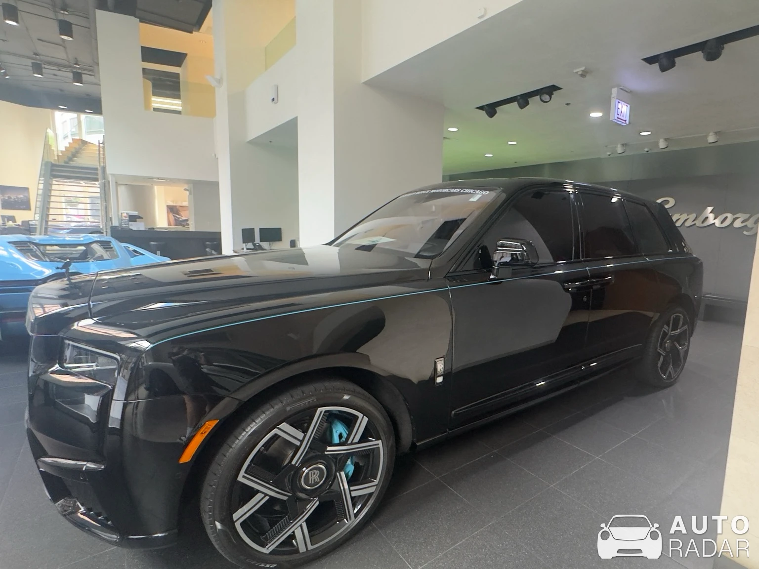 Rolls-Royce Cullinan spotted in Chicago