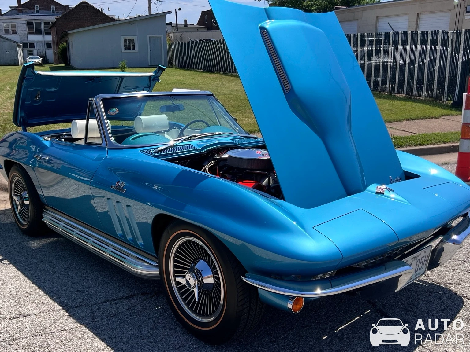 Chevrolet Corvette C2 Stingray Convertible spotted in Pacific