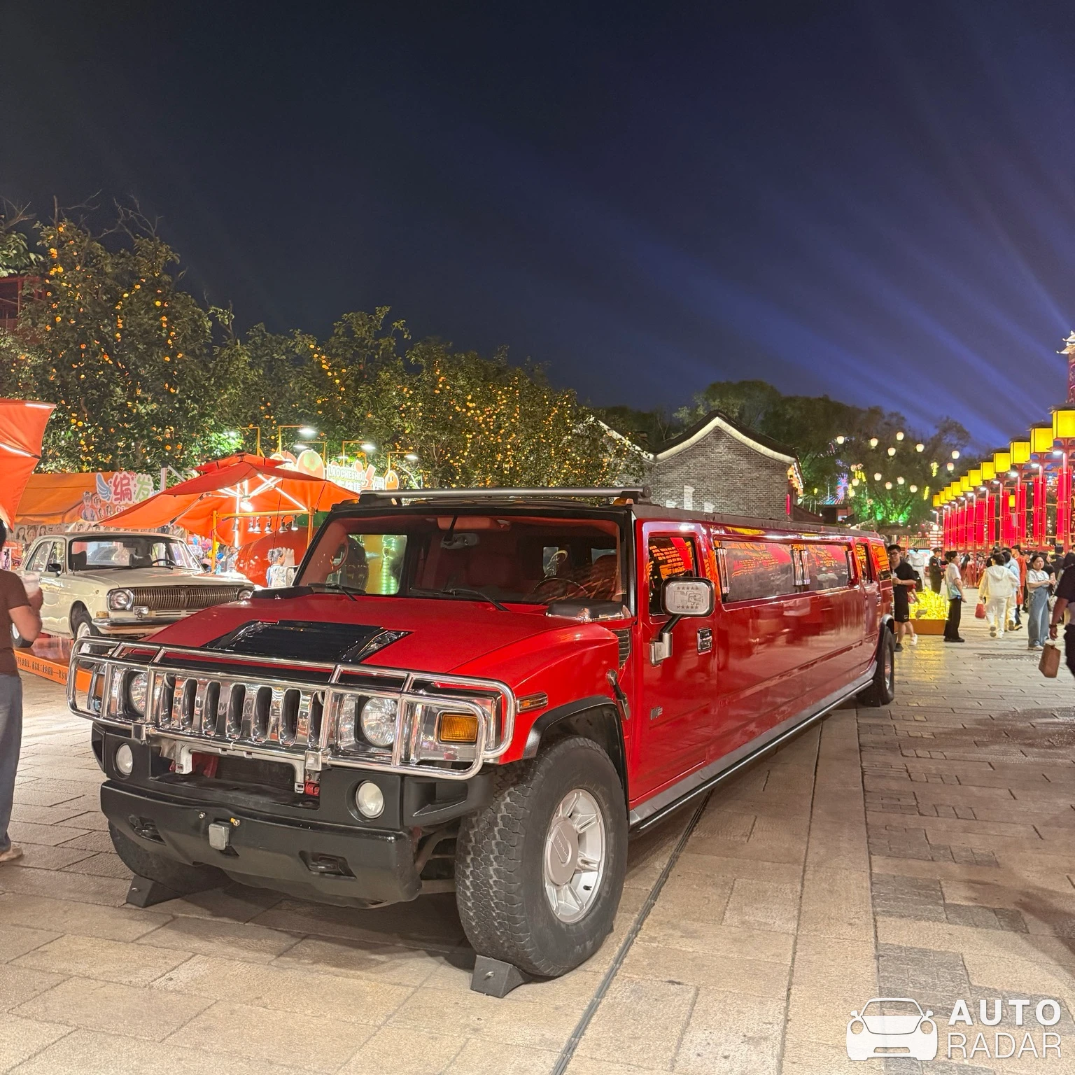 Hummer H2 Limousine spotted in Tangshan