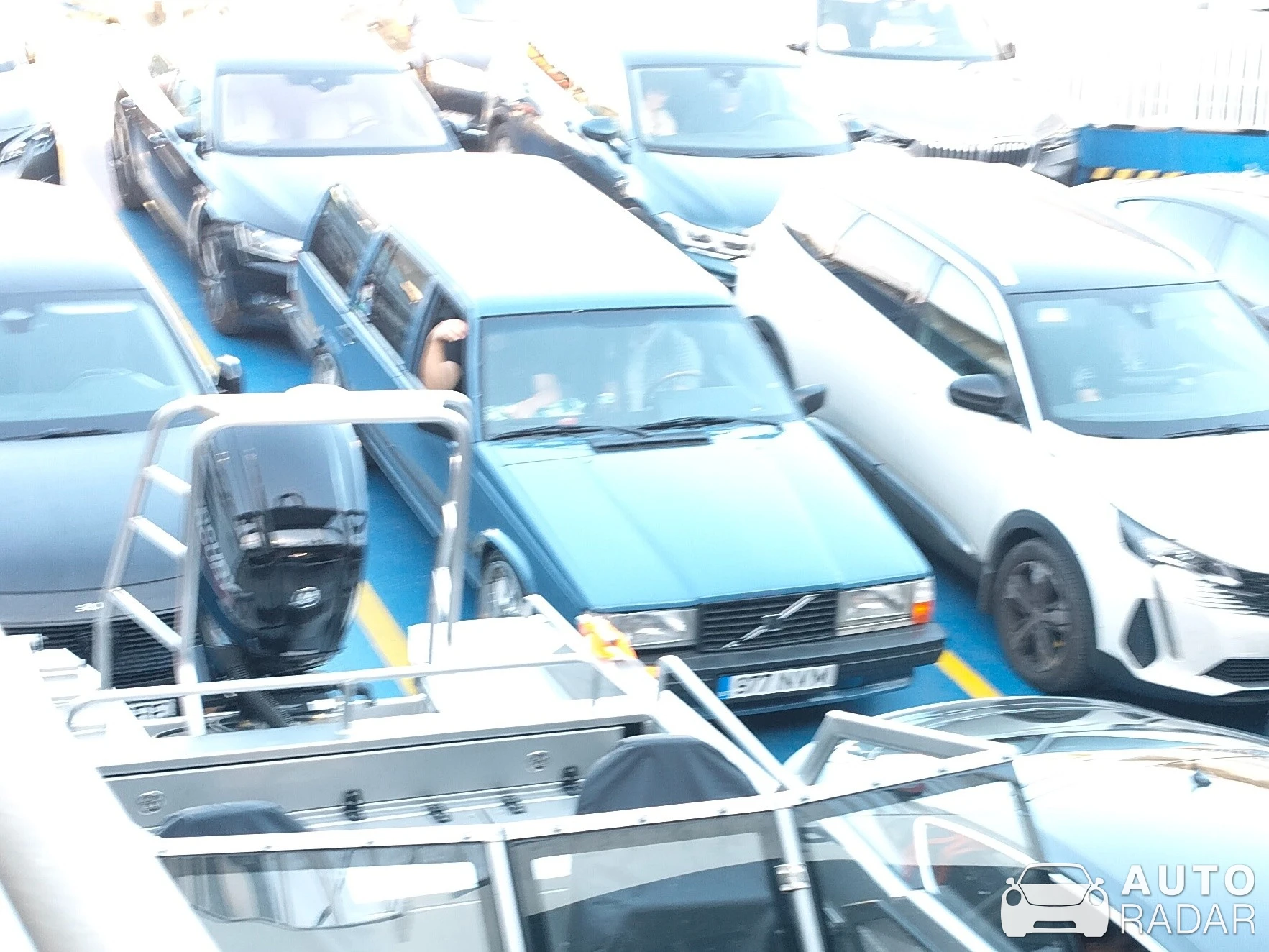 Volvo 740 spotted in Kuivastu