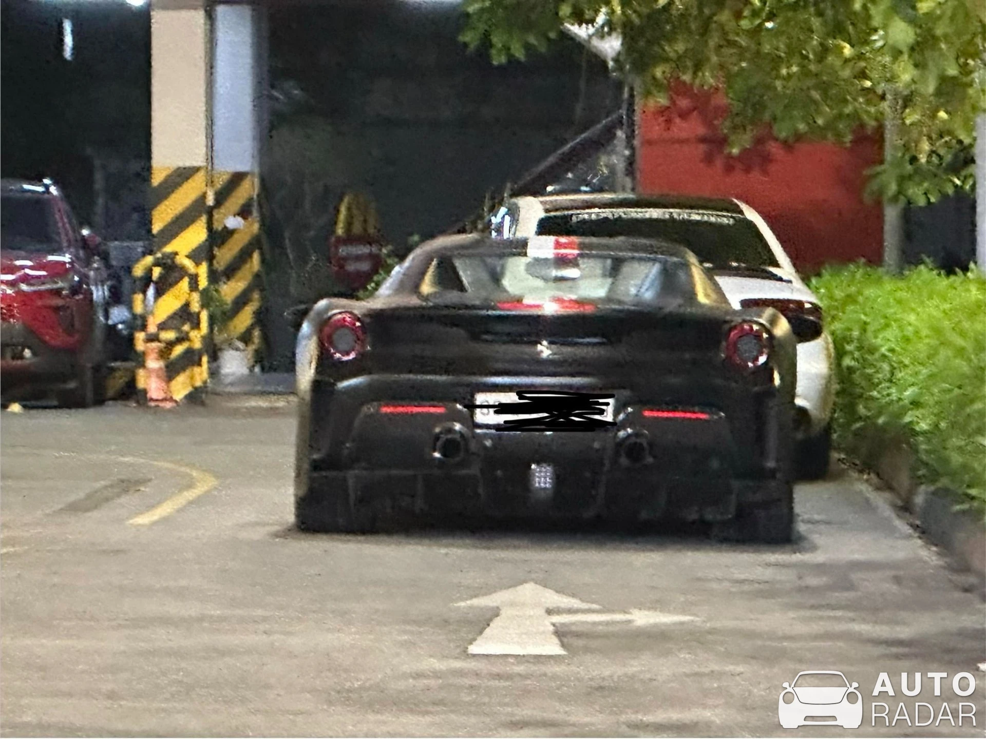 Ferrari 488 Pista Spider spotted in thành phố Biên Hòa