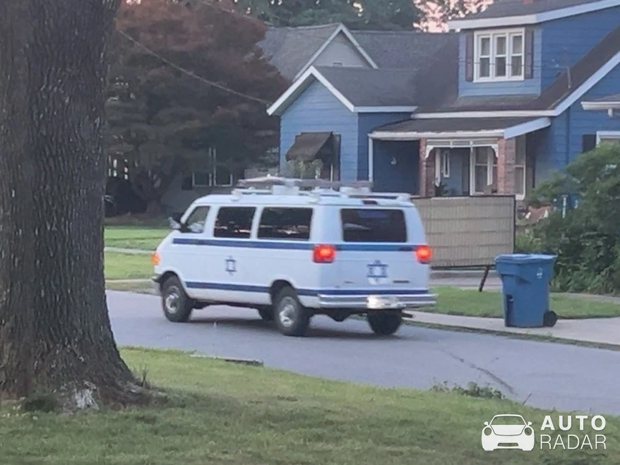 Dodge Ram Van spotted in Anna
