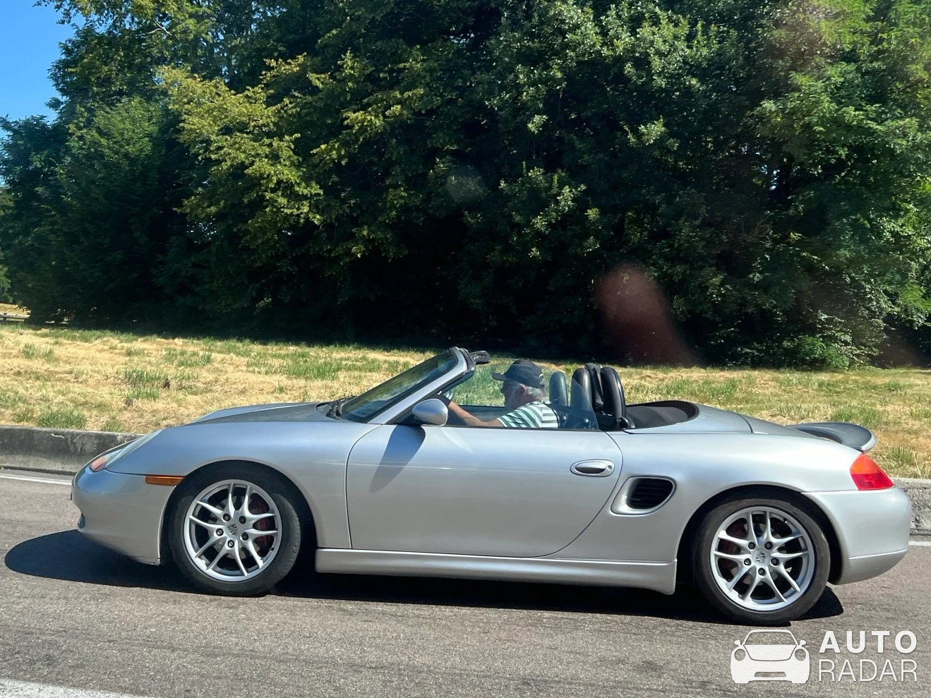 Porsche 986 spotted in Arlay
